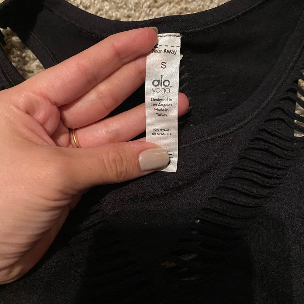 Alo Yoga Ripped Tank Small - Picture 3 of 4